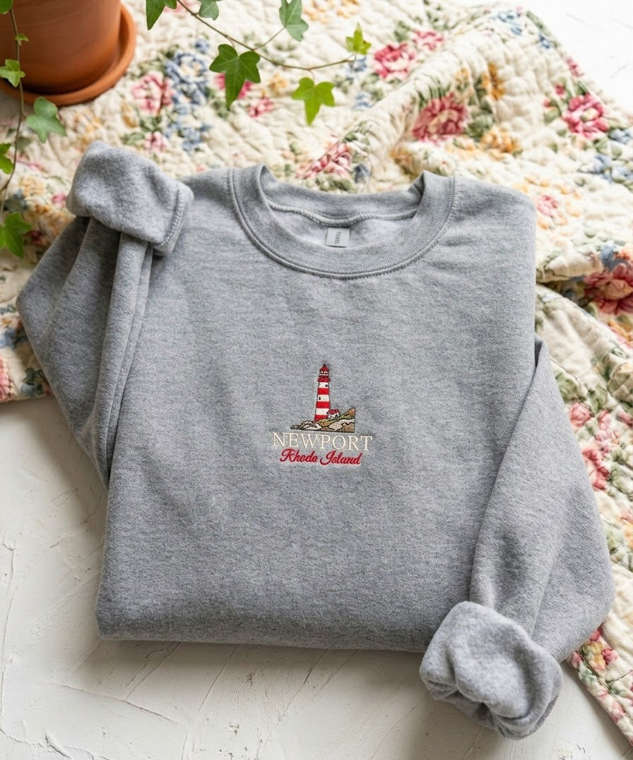 Newport Rhode Island Vintage Sweatshirt – Beach Embroidered Style - photo 2