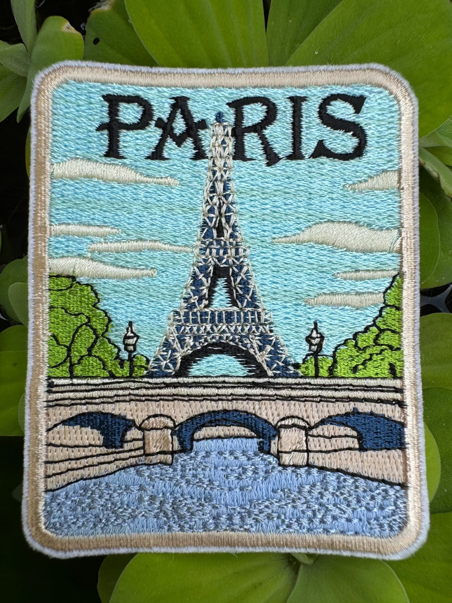 Eiffel Tower Patches Travel Embroidered Patch – Iron On / Sew On