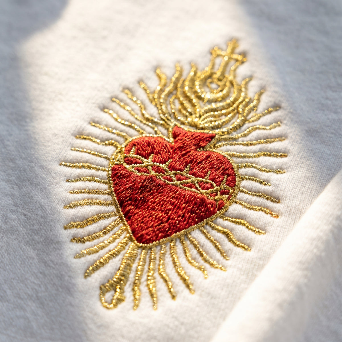 Custom Embroidered Sweater – Trendy Streetwear Style - photo 3