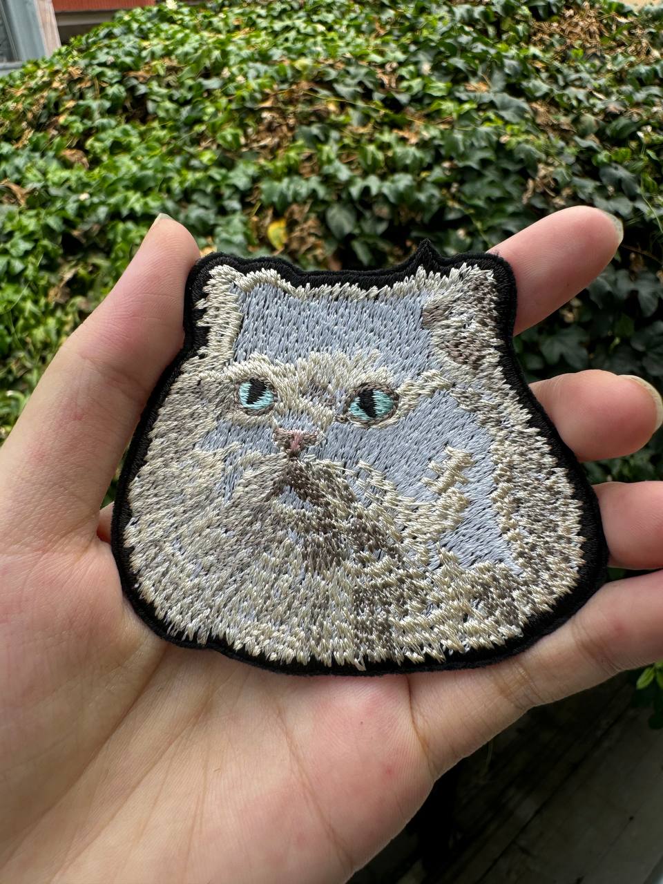 Persian Cat Portrait Patch Embroidered Patch – Iron On / Sew On 🧵