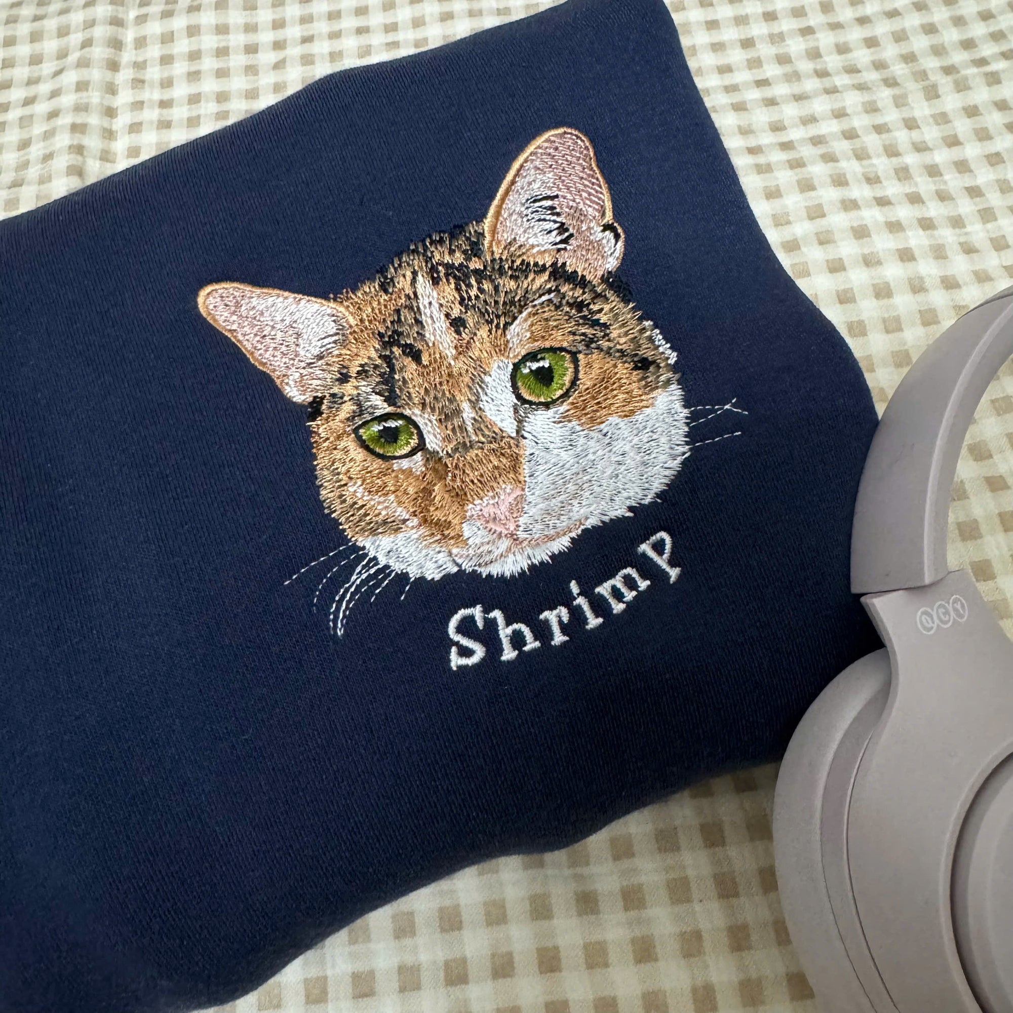 Custom Embroidered Pet Sweatshirt – Personalized Pet Portrait Sweater from Your Photo