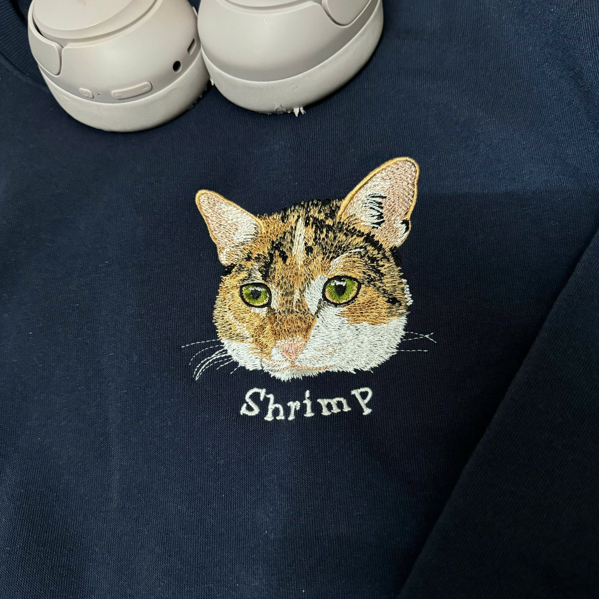 Custom Embroidered Pet Sweatshirt – Personalized Pet Portrait Sweater from Your Photo