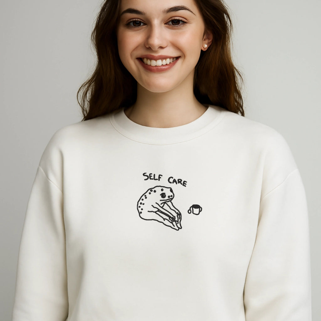 Cute frog embroidery sweatshirt with tea