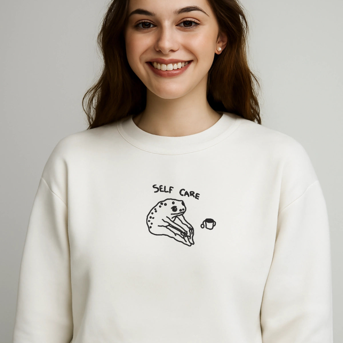 Cute frog embroidery sweatshirt with tea