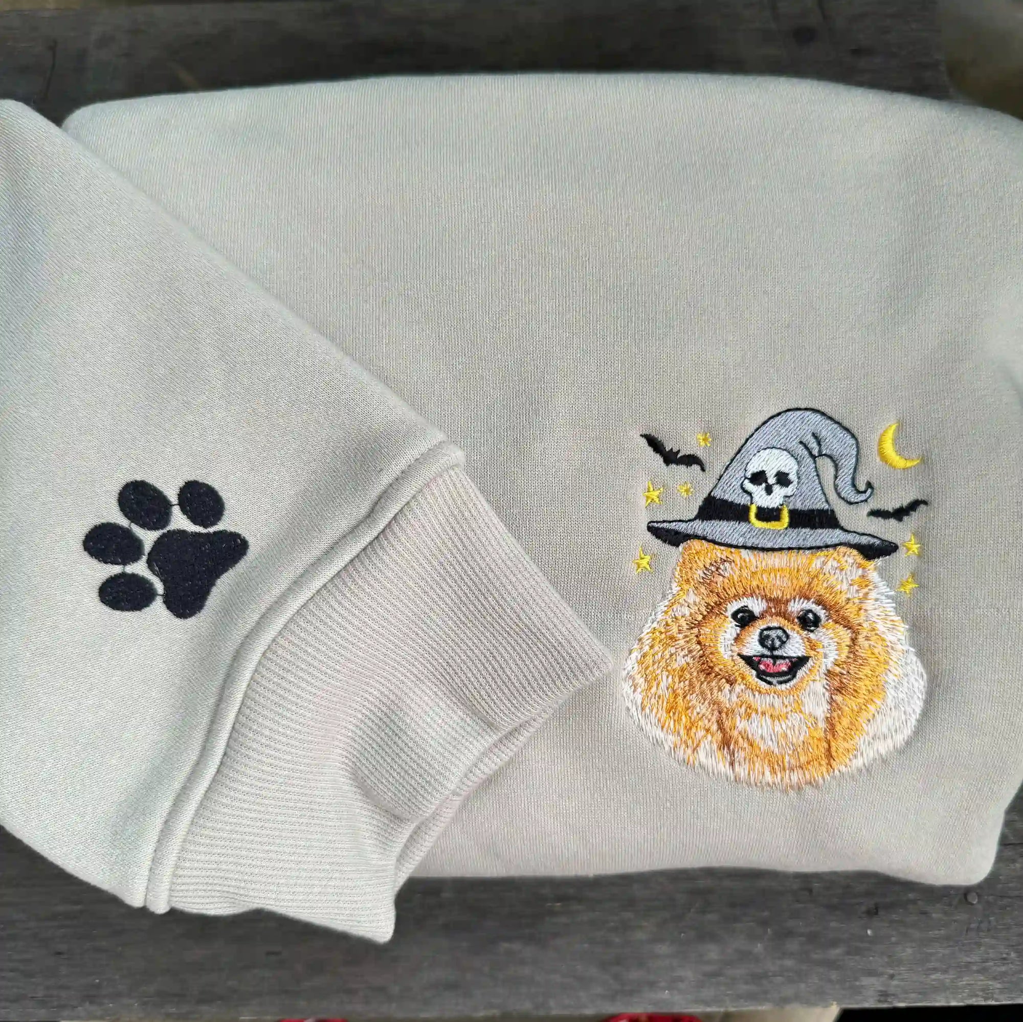 Halloween pet portrait embroidery
