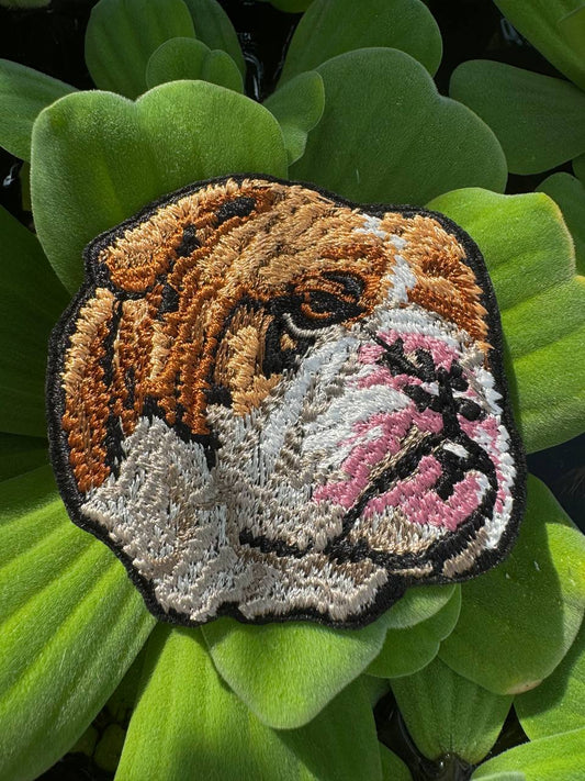 Old English Bulldog Embroidered Patch – Iron On / Sew On 🧵