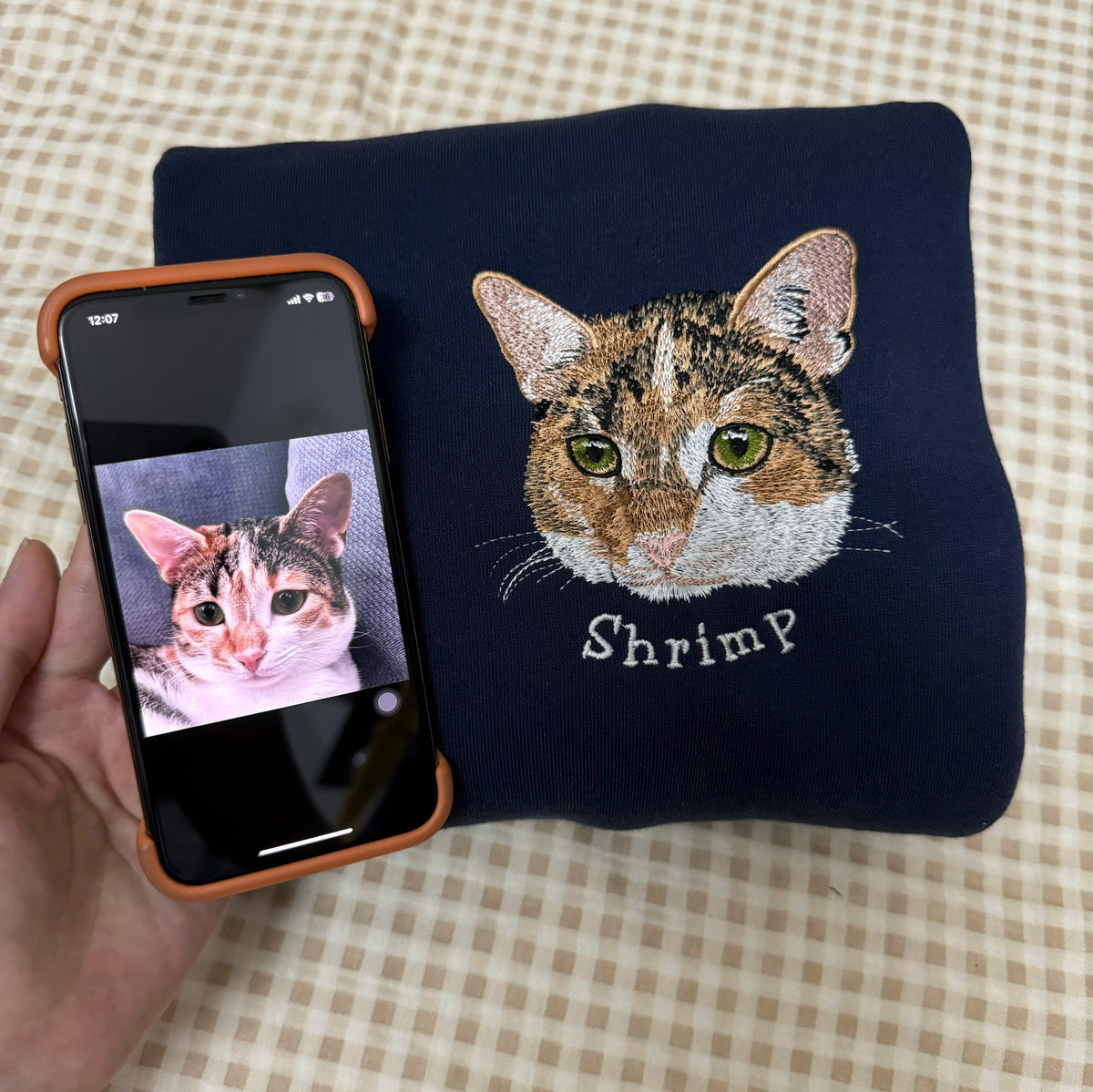 Custom Embroidered Pet Sweatshirt – Personalized Pet Portrait Sweater from Your Photo